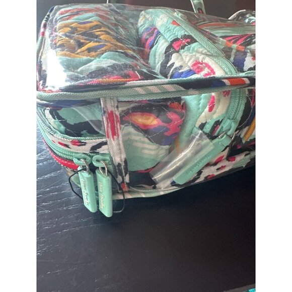Vera Bradley Iconic Travel Cosmetic Set 5 Pieces Floral & Clear Zipper Closure - Picture 5 of 5
